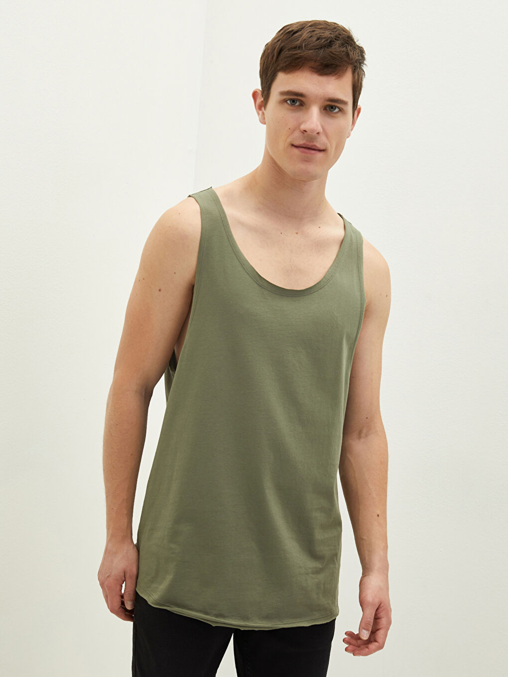 Crew Neck Basic Men's Sleeveless T-Shirt-3