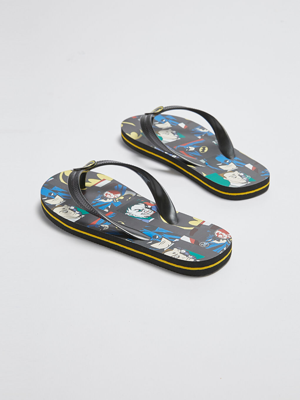 Siyah Erkek Çocuk Batman Lisanslı Parmak Arası Plaj Terliği-3