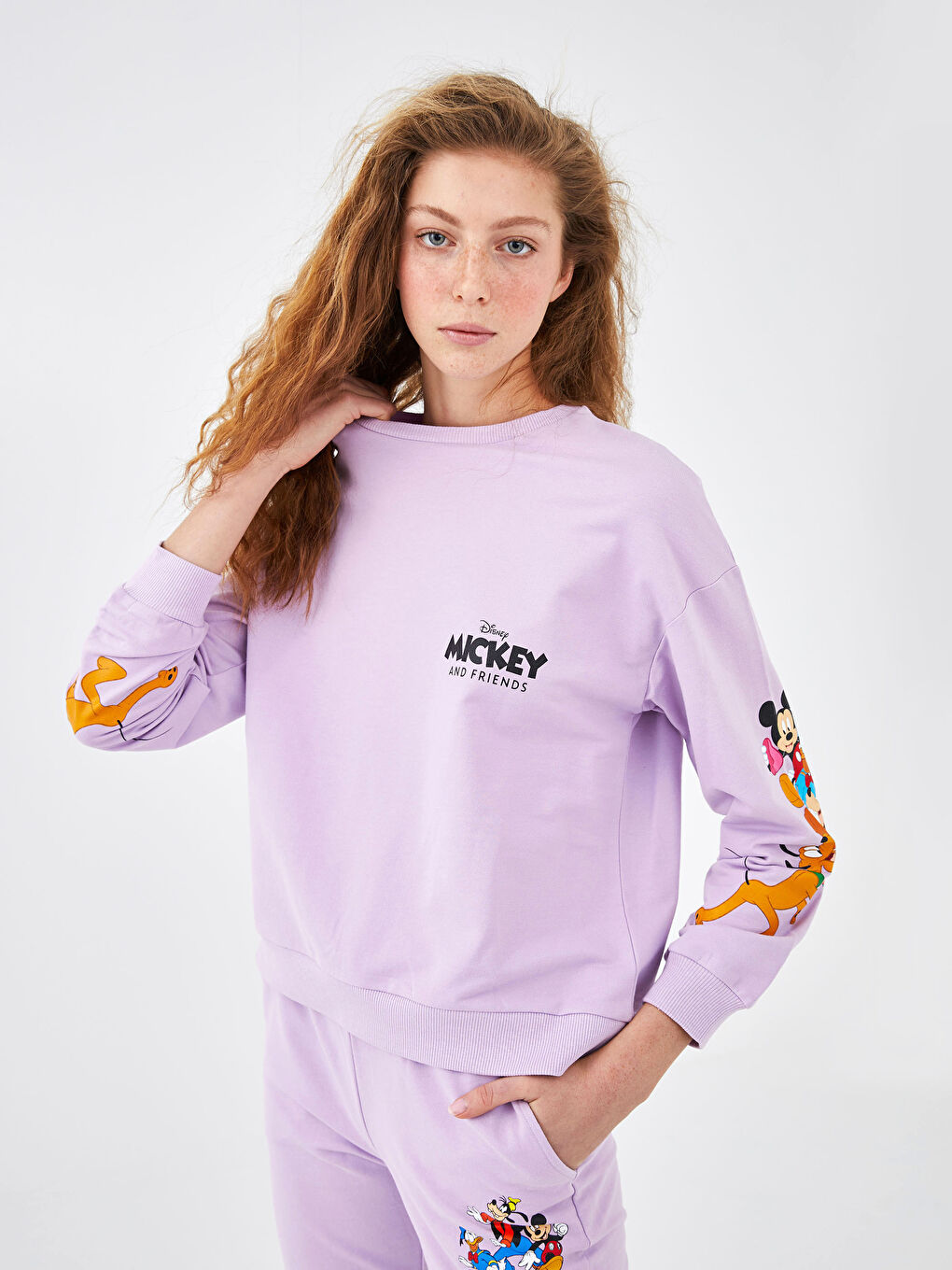 Crew Neck Disney Printed Long Sleeve Women's Sweatshirt