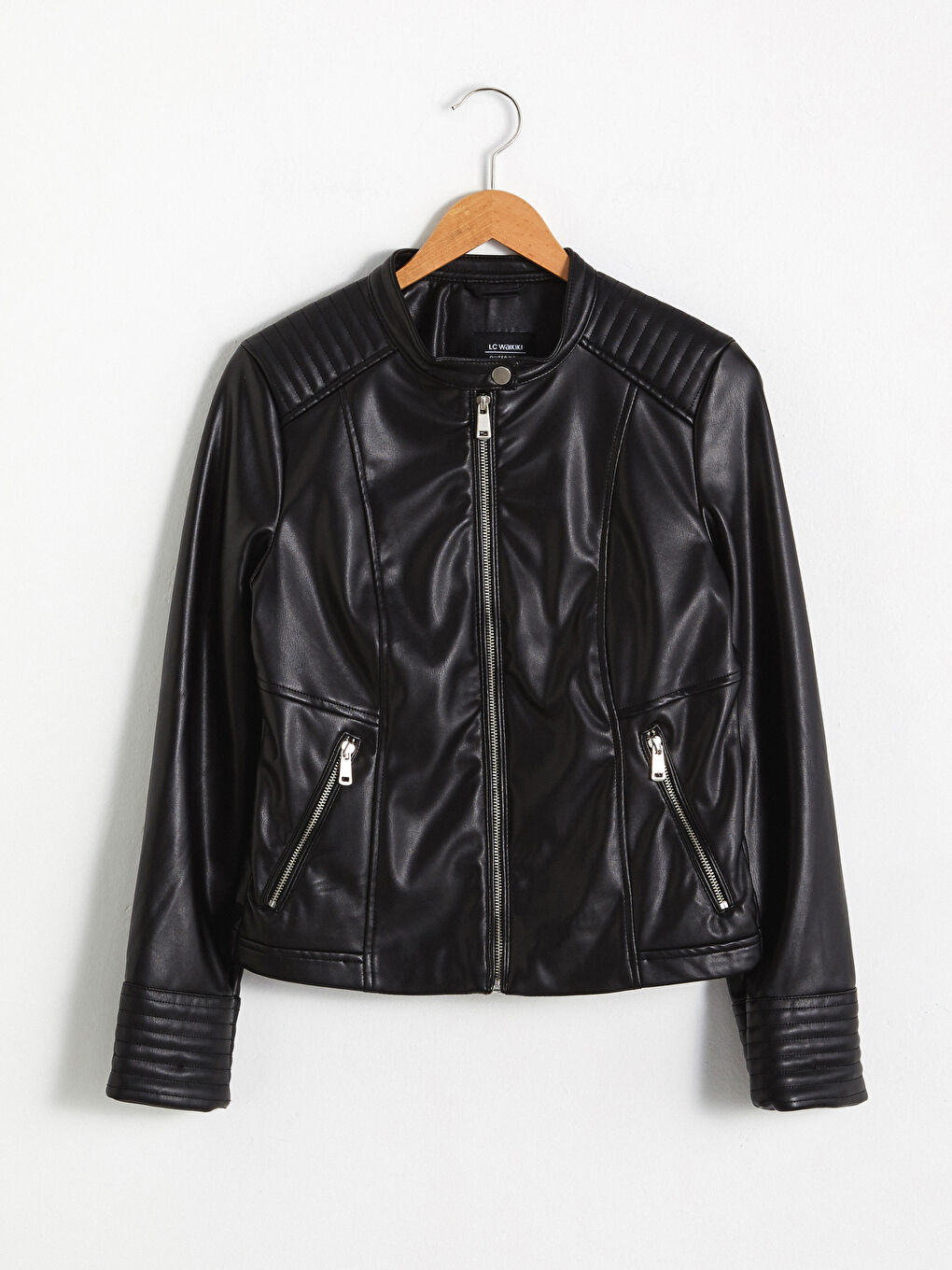 Siyah Dik Yaka Kadın Deri Görünümlü Mont-6