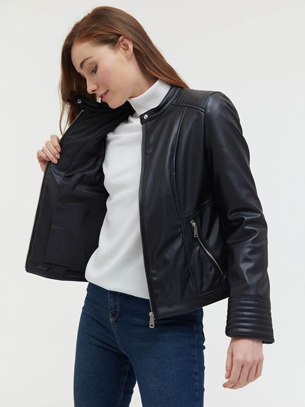 Siyah Dik Yaka Kadın Deri Görünümlü Mont-1