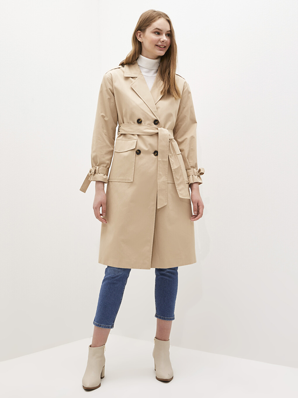 Jacket Collar Slogan Printed Belted Long Sleeve Oversize Women's Trench Coat