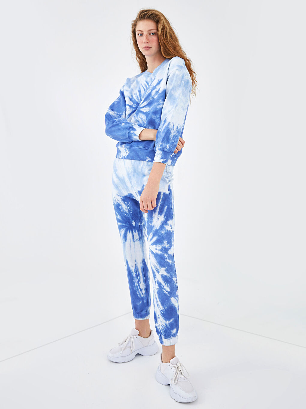 Mavi Bisiklet Yaka Desenli Uzun Kollu Kadın Sweatshirt-1