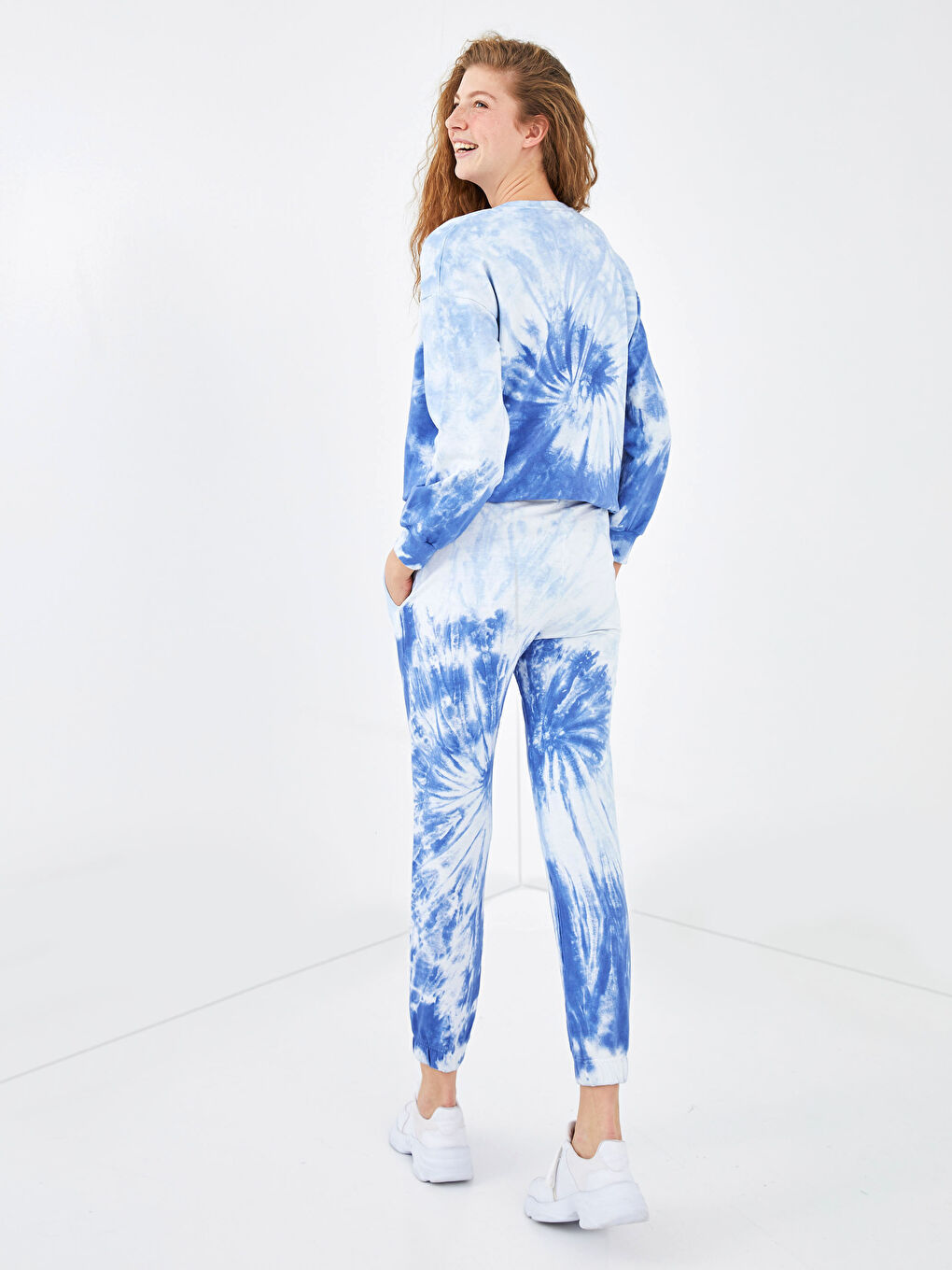 Mavi Bisiklet Yaka Desenli Uzun Kollu Kadın Sweatshirt-2