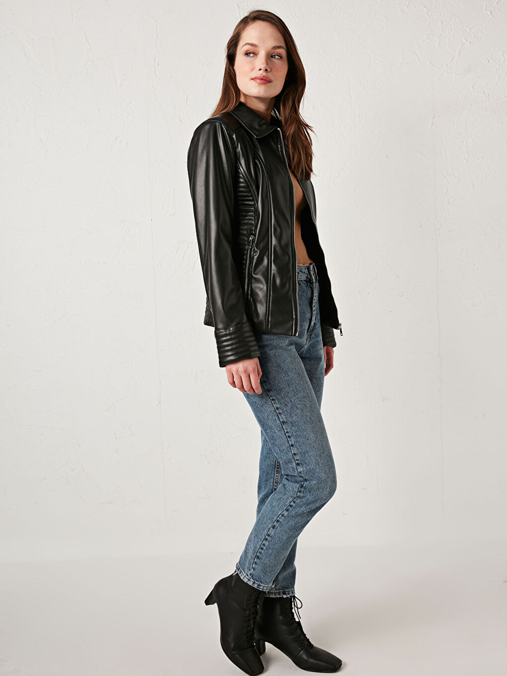 Manteau en Simili Cuir Uni à Col de Chemise pour Femmes-2