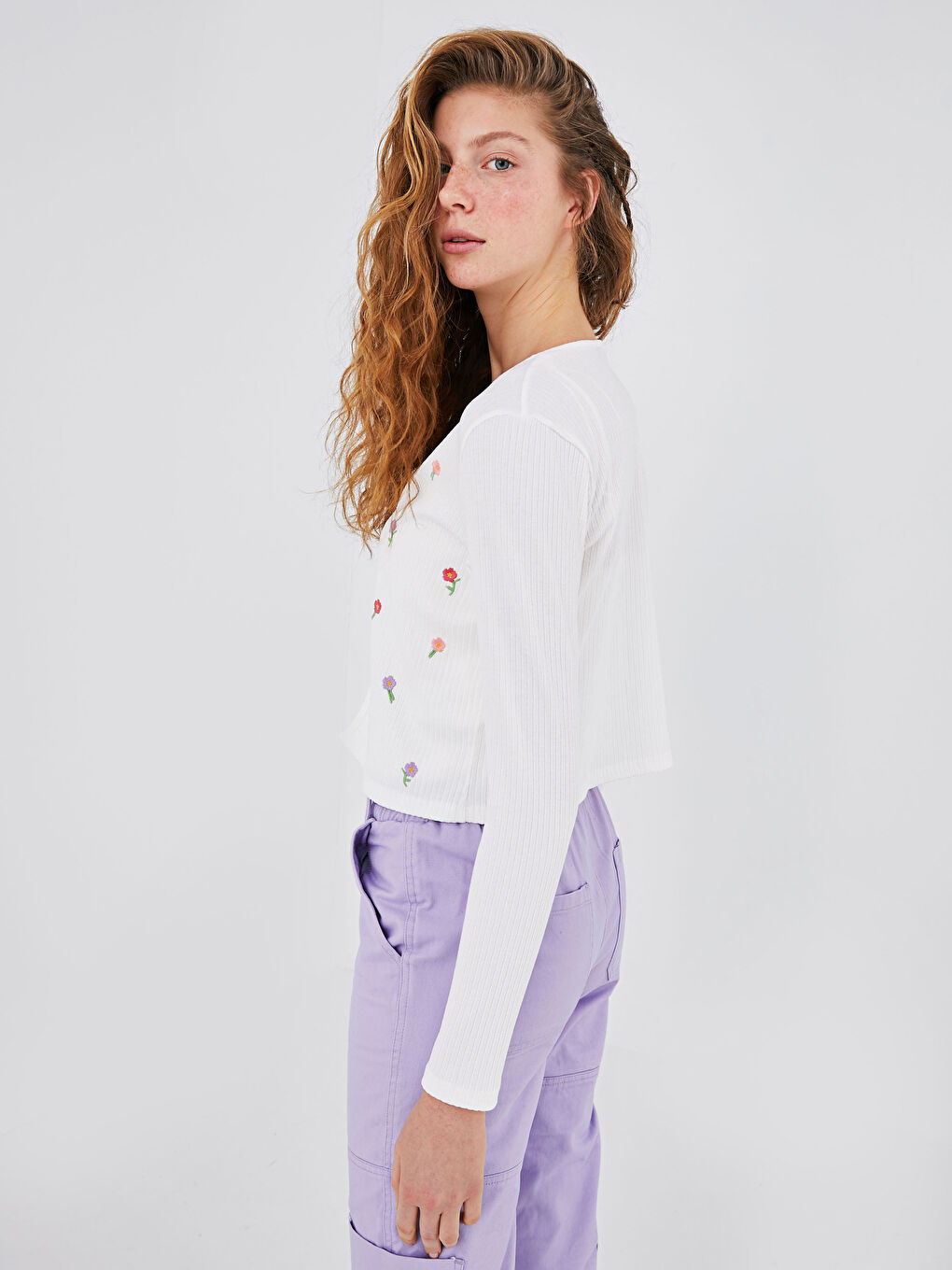 Floral Embroidered Cardigan-3