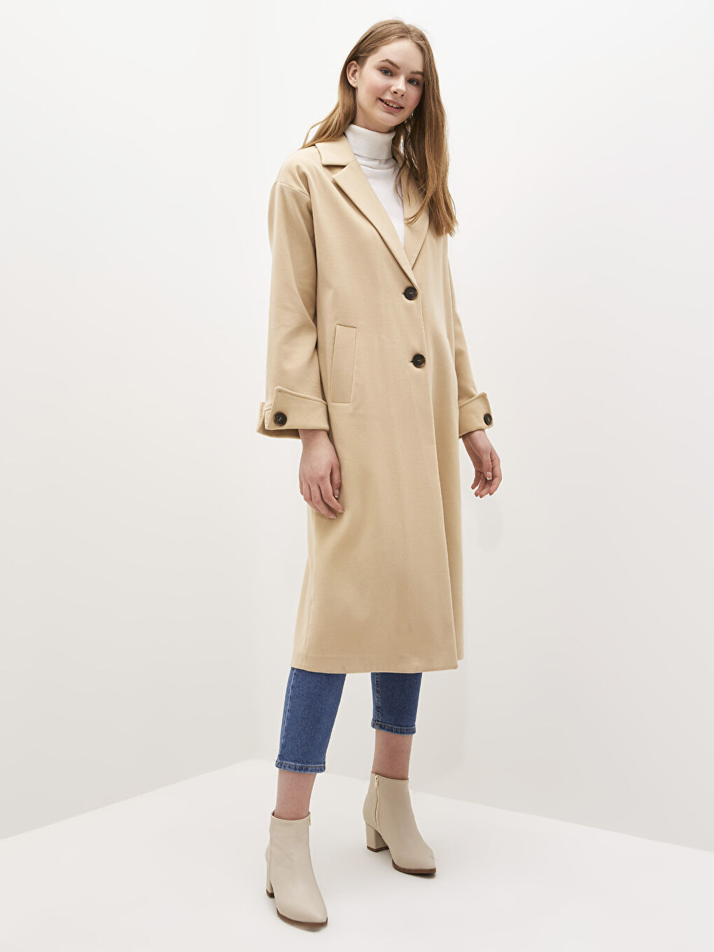 Ceket Yaka Düz Uzun Kollu Kalın Kadın Kaşe Kaban-2