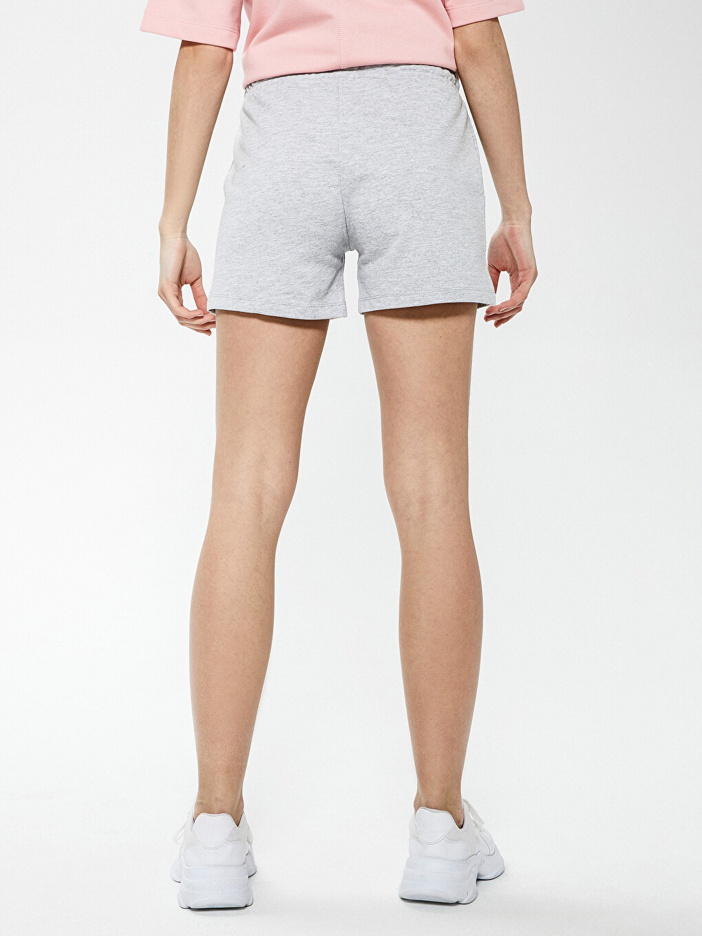 Women's Elastic Waist Pocket Detailed Shorts-4