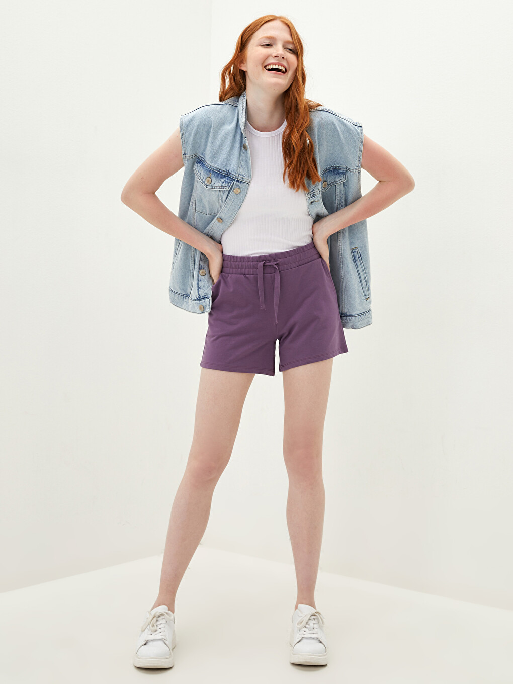 Shorts À Taille Élastique Avec Détails De Poches Pour Femmes-4