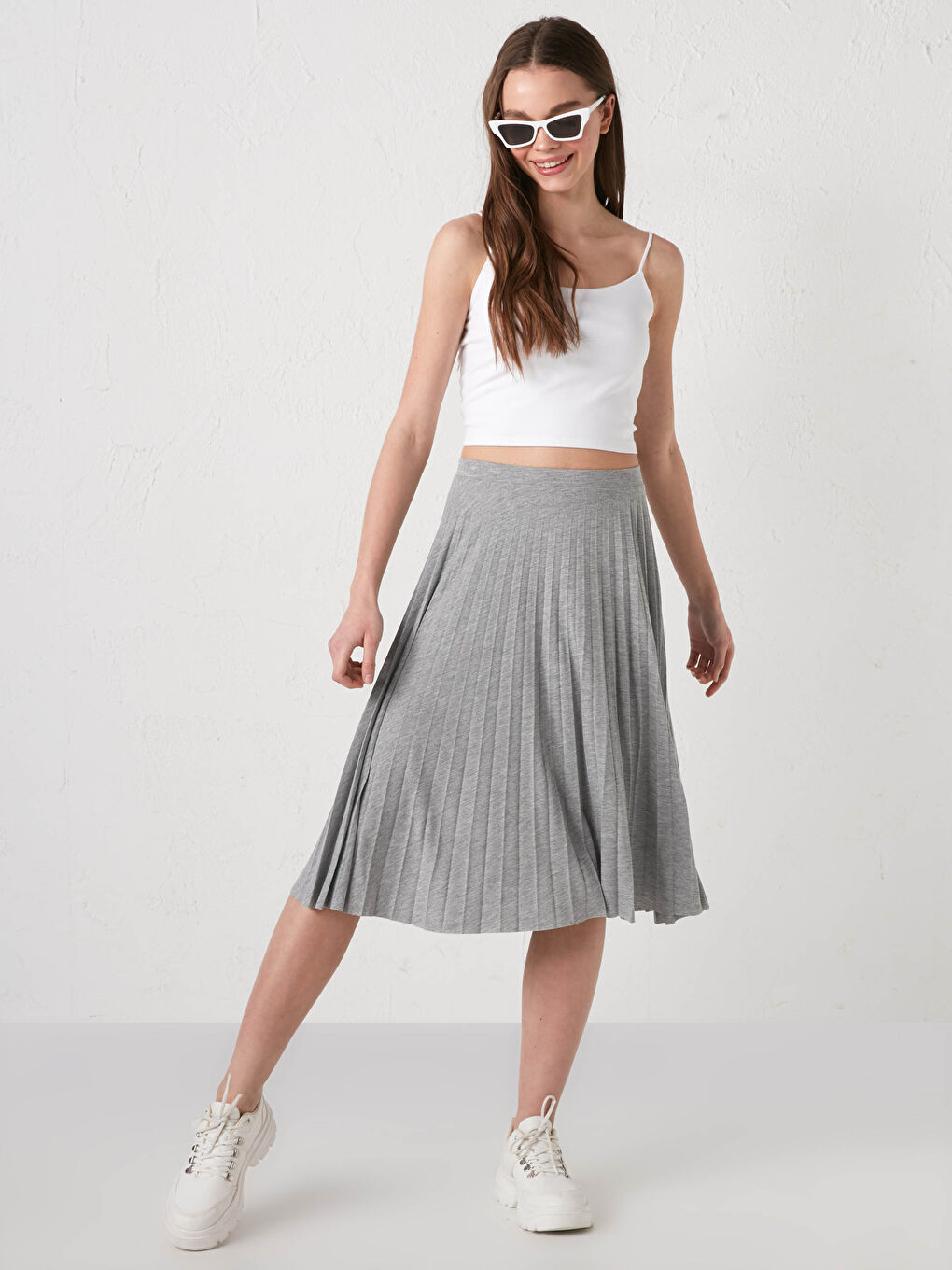 Gri Kadın Beli Lastikli Düz Pileli Etek-1