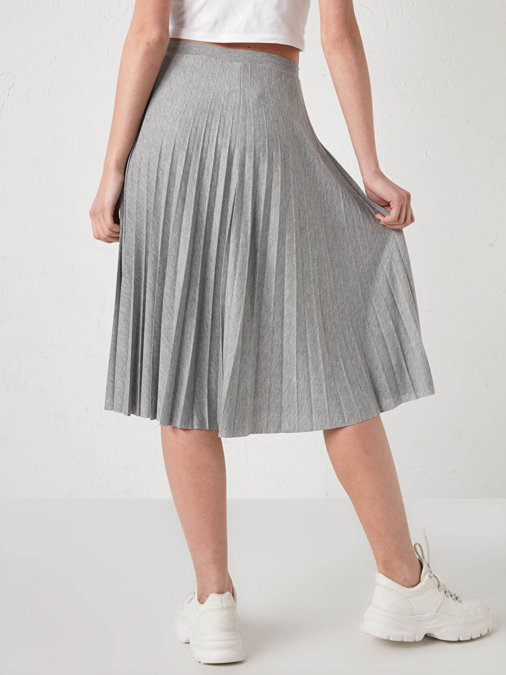 Gri Kadın Beli Lastikli Düz Pileli Etek-4