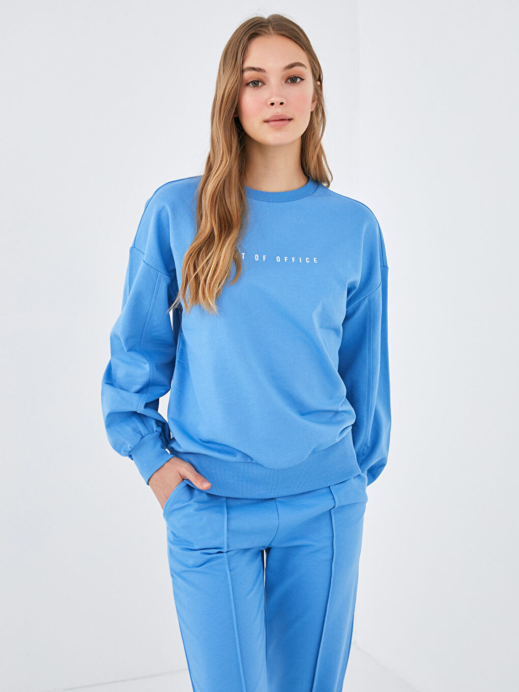 Crew Neck Slogan Printed Long Sleeve Women's Sweatshirt-4