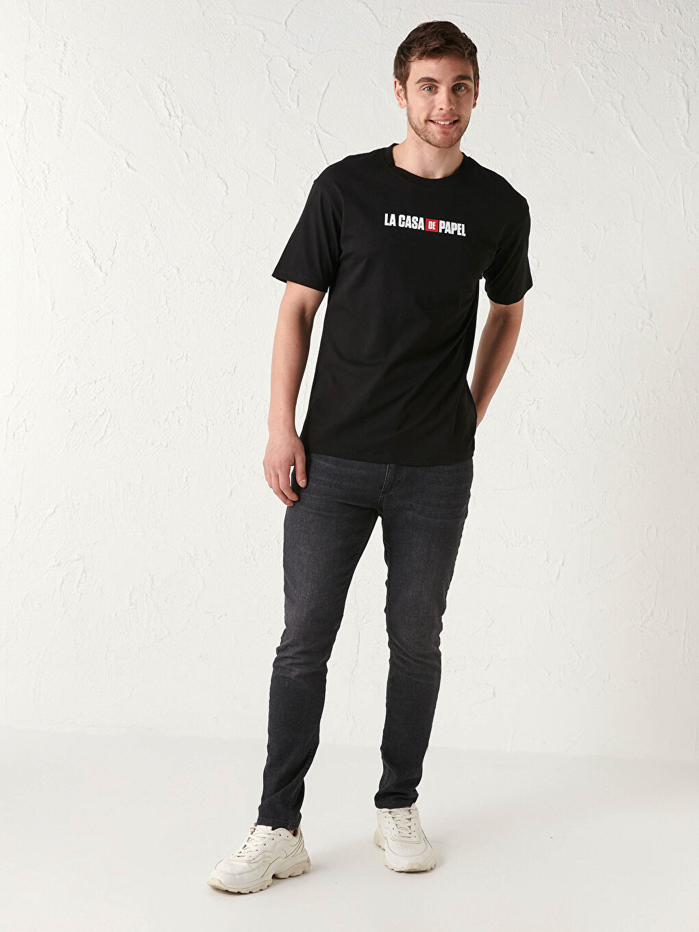 T-shirt à Manches Longues Col Rond Imprimé La Casa De Papel en Coton Peigné pour Hommes-1