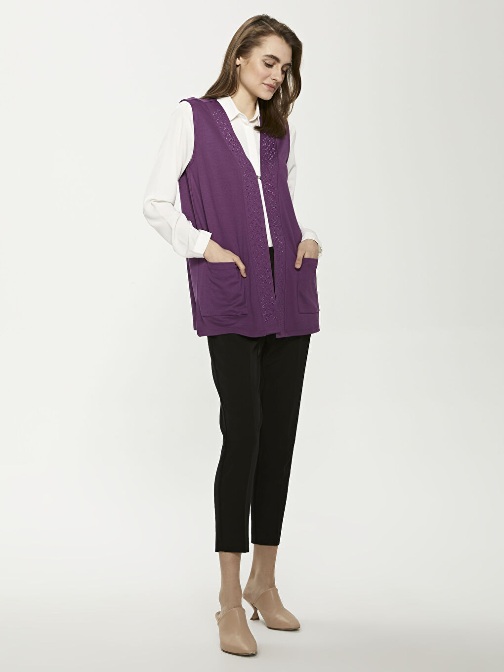 V Neck Stone Printed Sleeveless Pocket Detailed Women's Vest-2