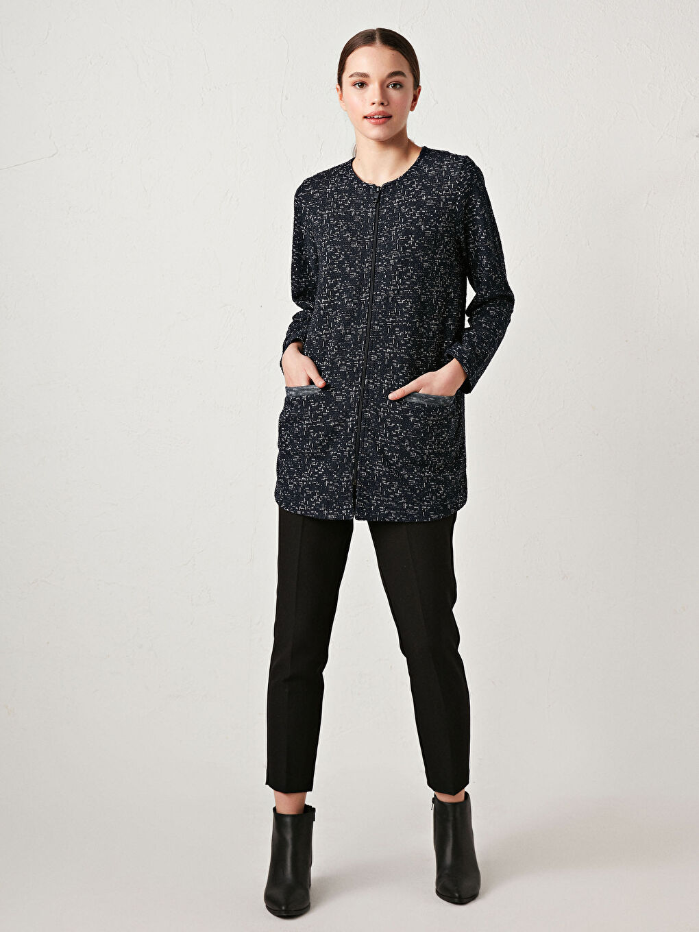 Lacivert Bisiklet Yaka Desenli Uzun Kollu Kadın Hırka-8