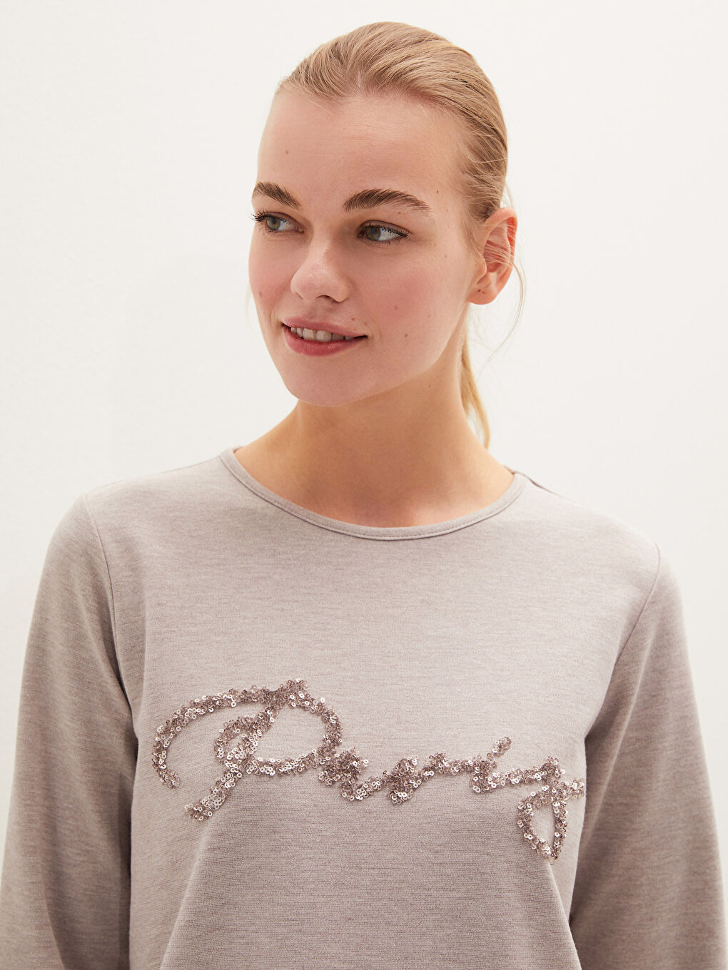 Bej Bisiklet Yaka Pul Payetli Uzun Kollu Kadın Tunik-2