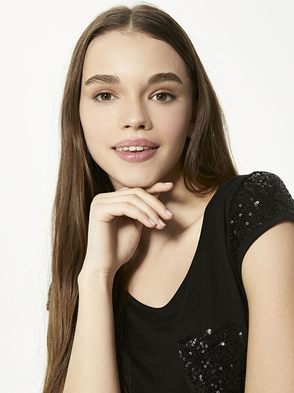 Μπλούζα T-Shirt Γυναικεία Βισκόζη με Κοντό Μανίκι και Λαιμόκοψη Crew με Παγιέτες-3