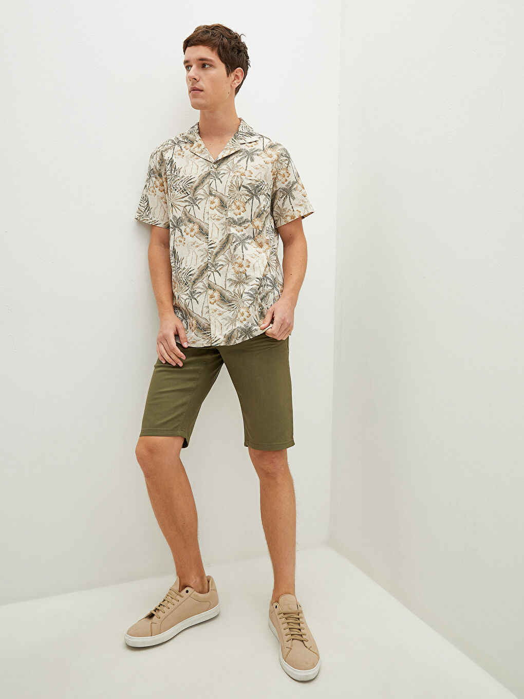 Resort Collar Short Sleeve Patterned Linen Men's Shirt-4