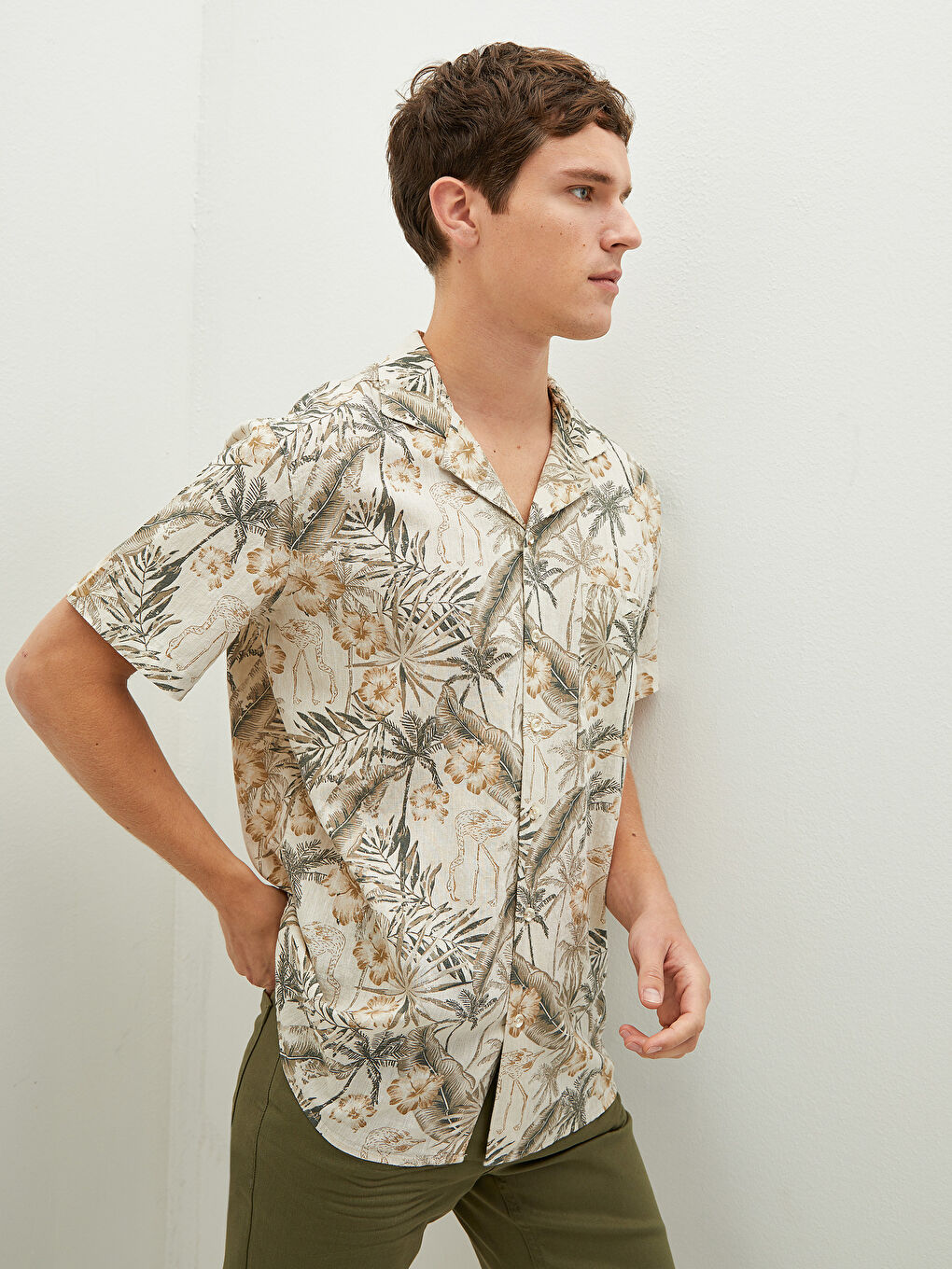 Resort Collar Short Sleeve Patterned Linen Men's Shirt-1