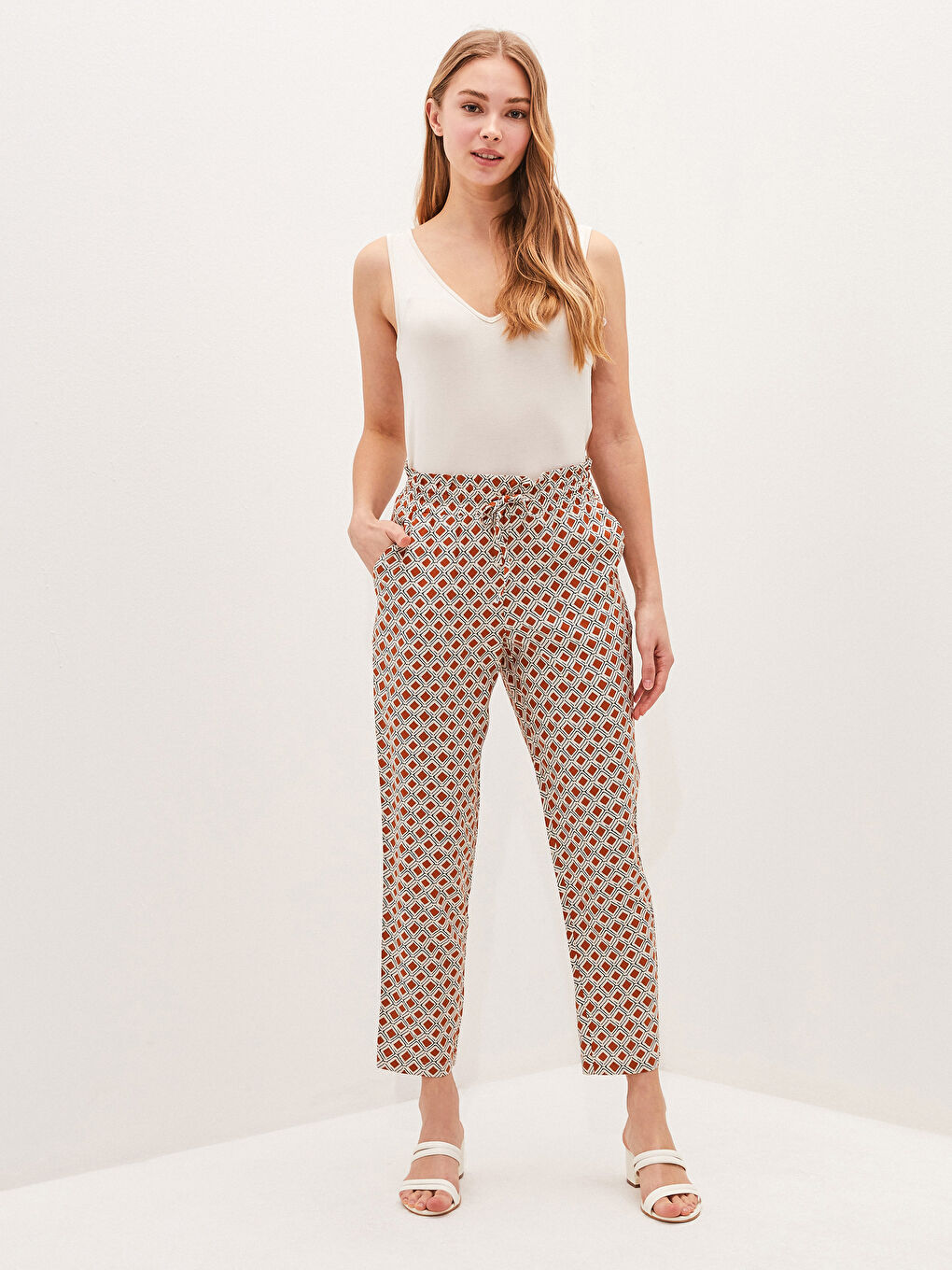 Pantalon Femme à Taille Élastique Imprimé en Viscose-1