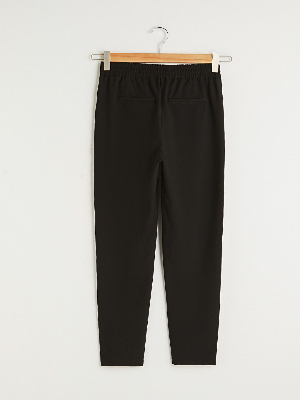 LCW Vision Women's Elastic Waist Stripe Slogan Printed Narrow Leg Trousers -S1DL66Z8-E0N