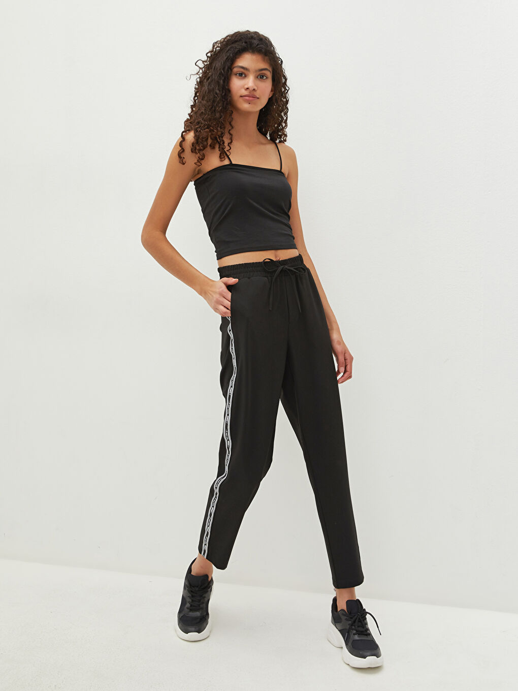 LCW Vision Women's Elastic Waist Stripe Slogan Printed Narrow Leg Trousers -S1DL66Z8-E0N