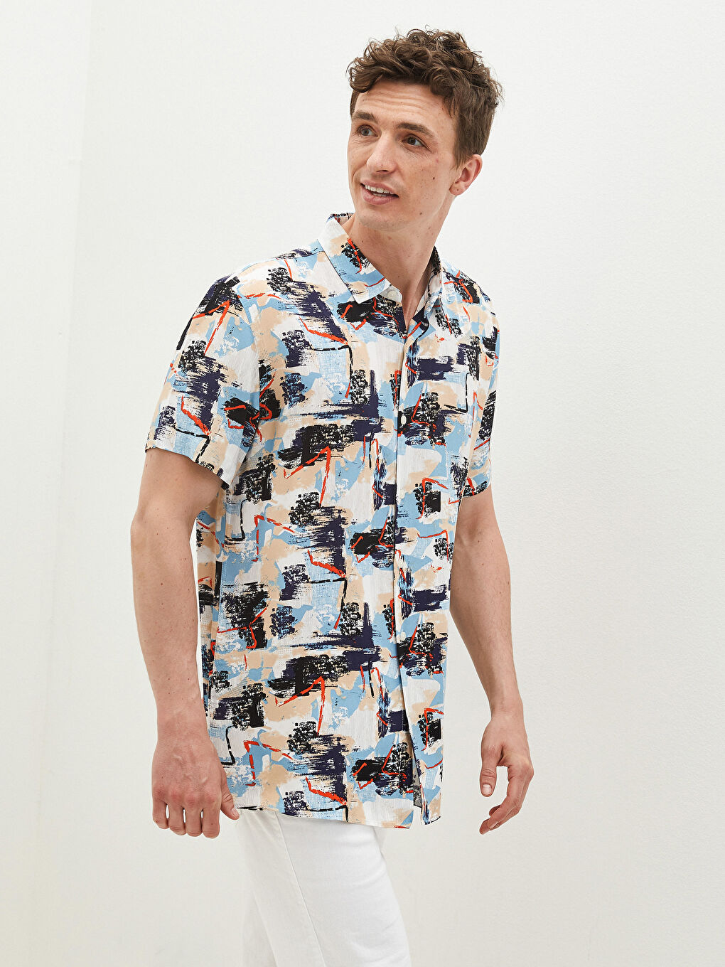 Standard Pattern Resort Collar Short Sleeve Poplin Men's Shirt-2