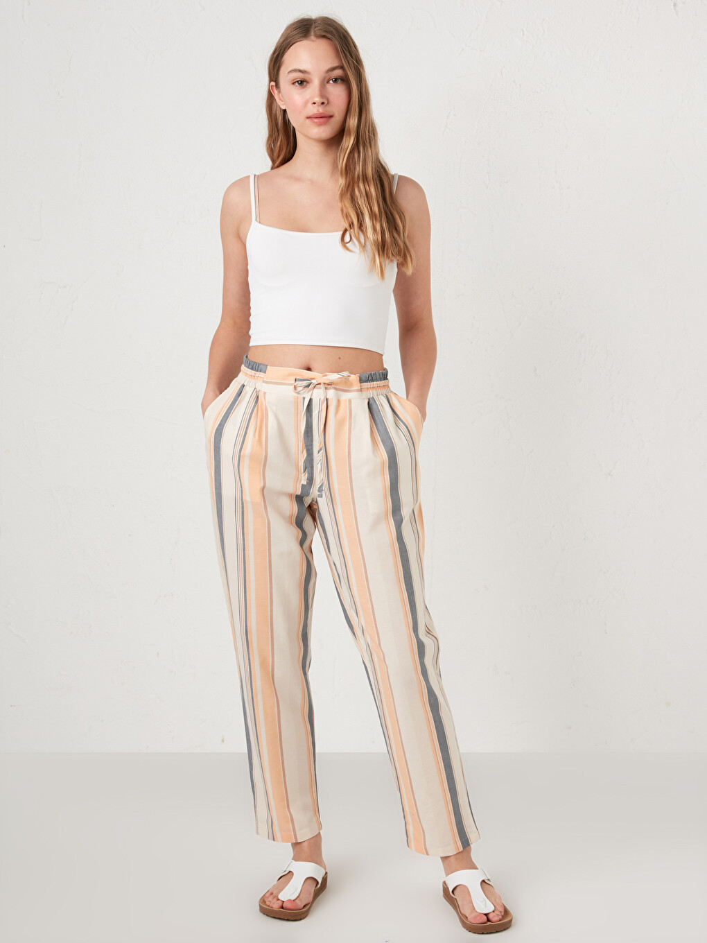 Elastic Waist Striped Carrot Fit Trousers