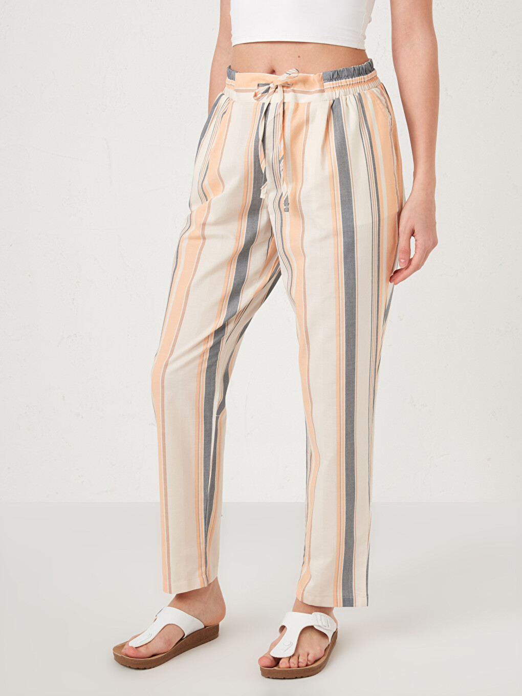 Elastic Waist Striped Carrot Fit Trousers-3