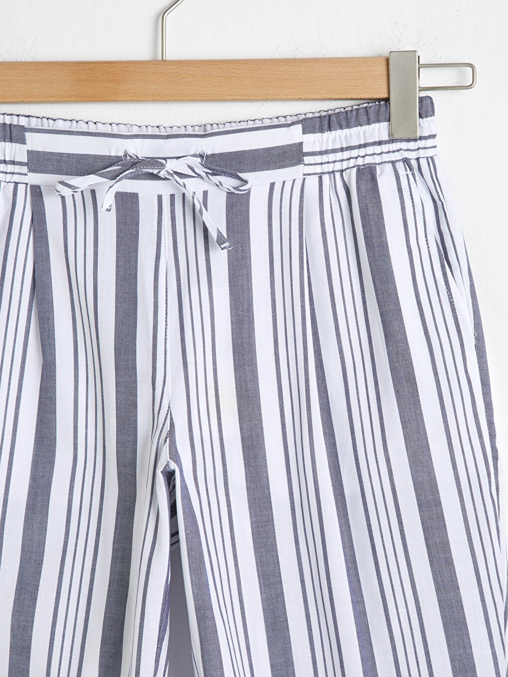 Elastic Waist Striped Carrot Fit Trousers-7