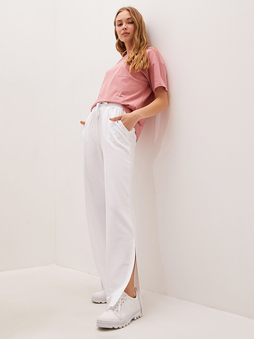 LCW Vision Women's Wide Leg With Elastic Waist Pocket Detailed Sweatpants -S1DM46Z8-E5X