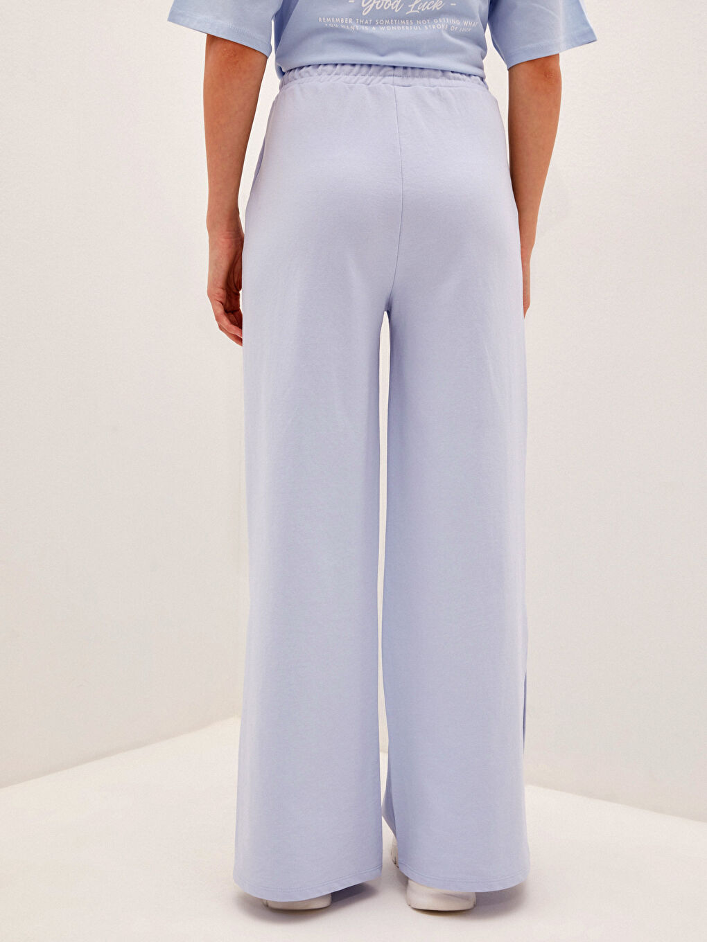 Women's Wide Leg With Elastic Waist Pocket Detailed Sweatpants-4