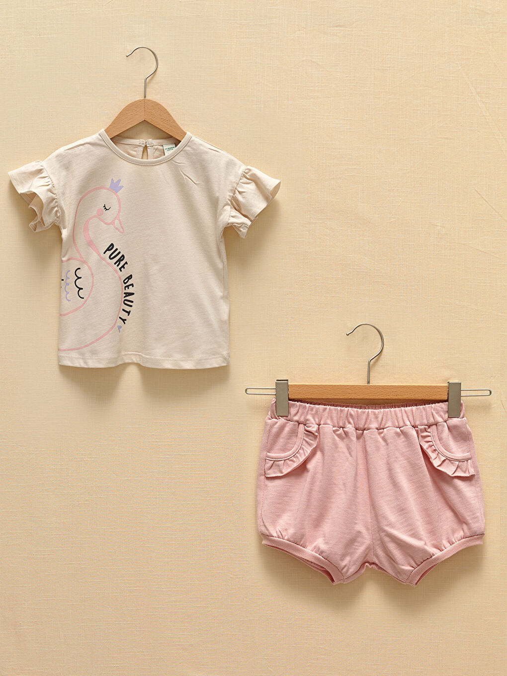 Bisiklet Yaka Kısa Kollu Baskılı Kız Bebek Tişört ve Şort 2'li Takım