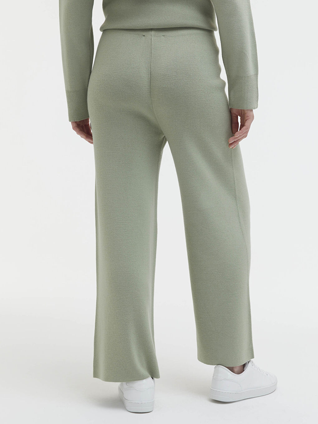 LCWAIKIKI Classic Elastic Waist Loose Leg Trousers -S1DM68Z8-GMG