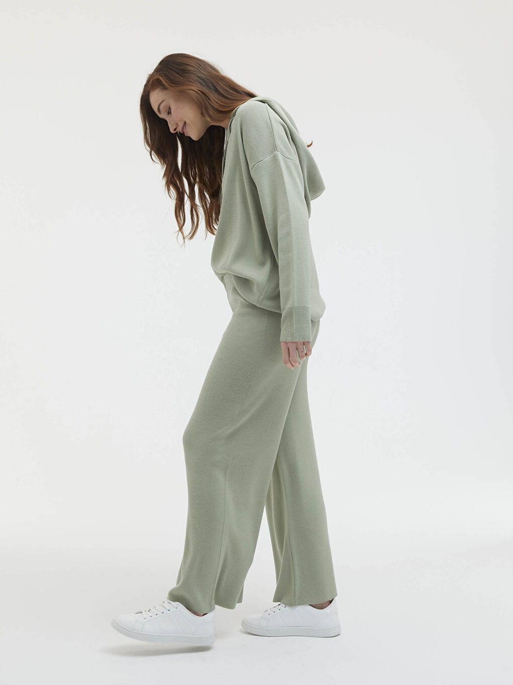 LCWAIKIKI Classic Elastic Waist Loose Leg Trousers -S1DM68Z8-GMG