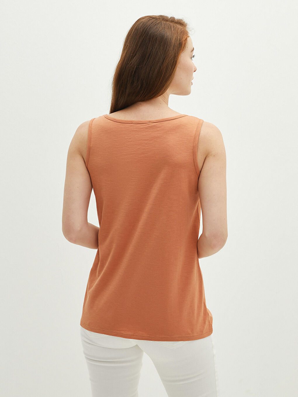 Turuncu U Yaka Kolsuz Düğme Detaylı Kadın Atlet-4