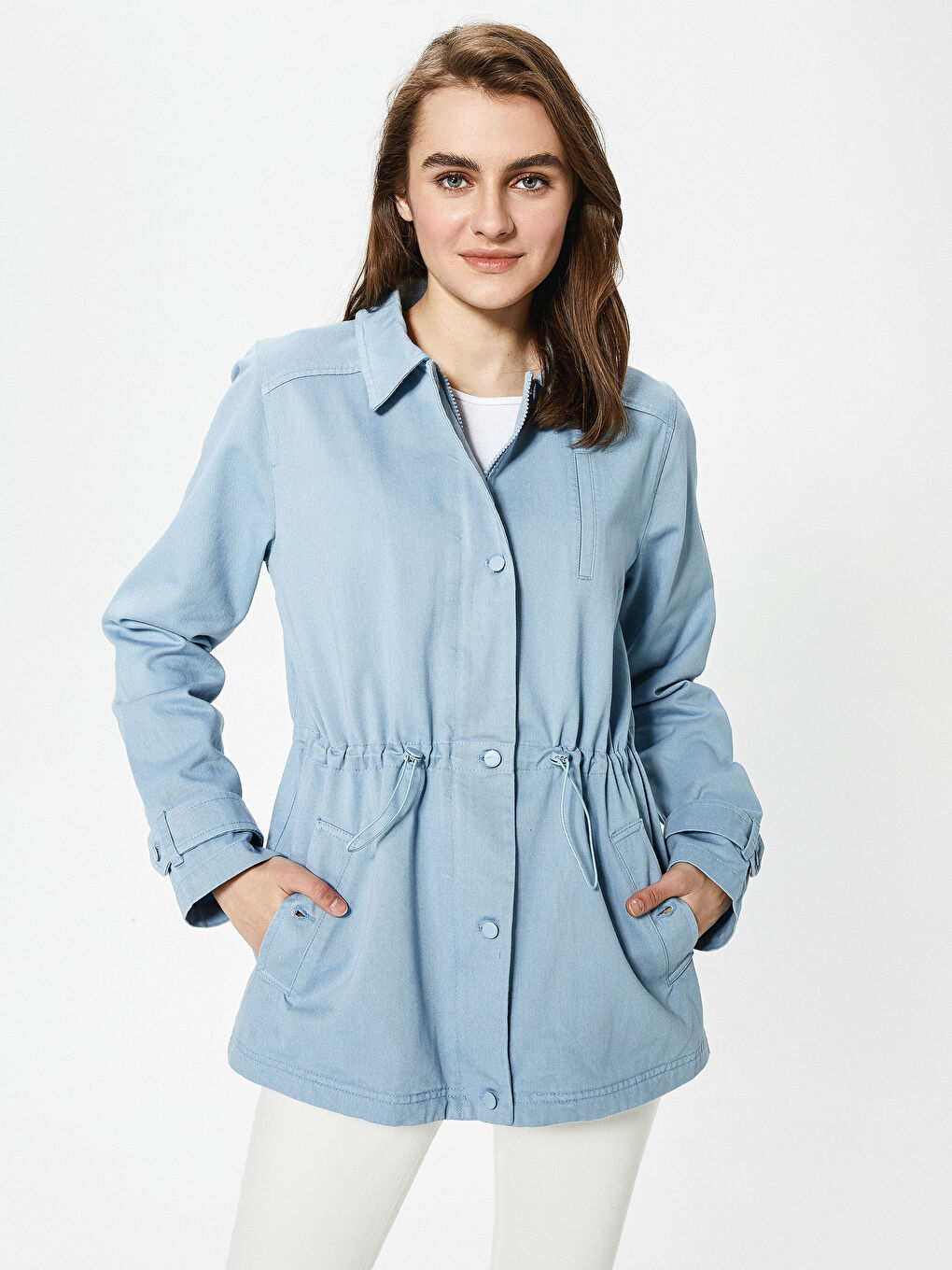 Mavi Ceket Yaka Cep Detaylı Uzun Kollu Kadın Trençkot