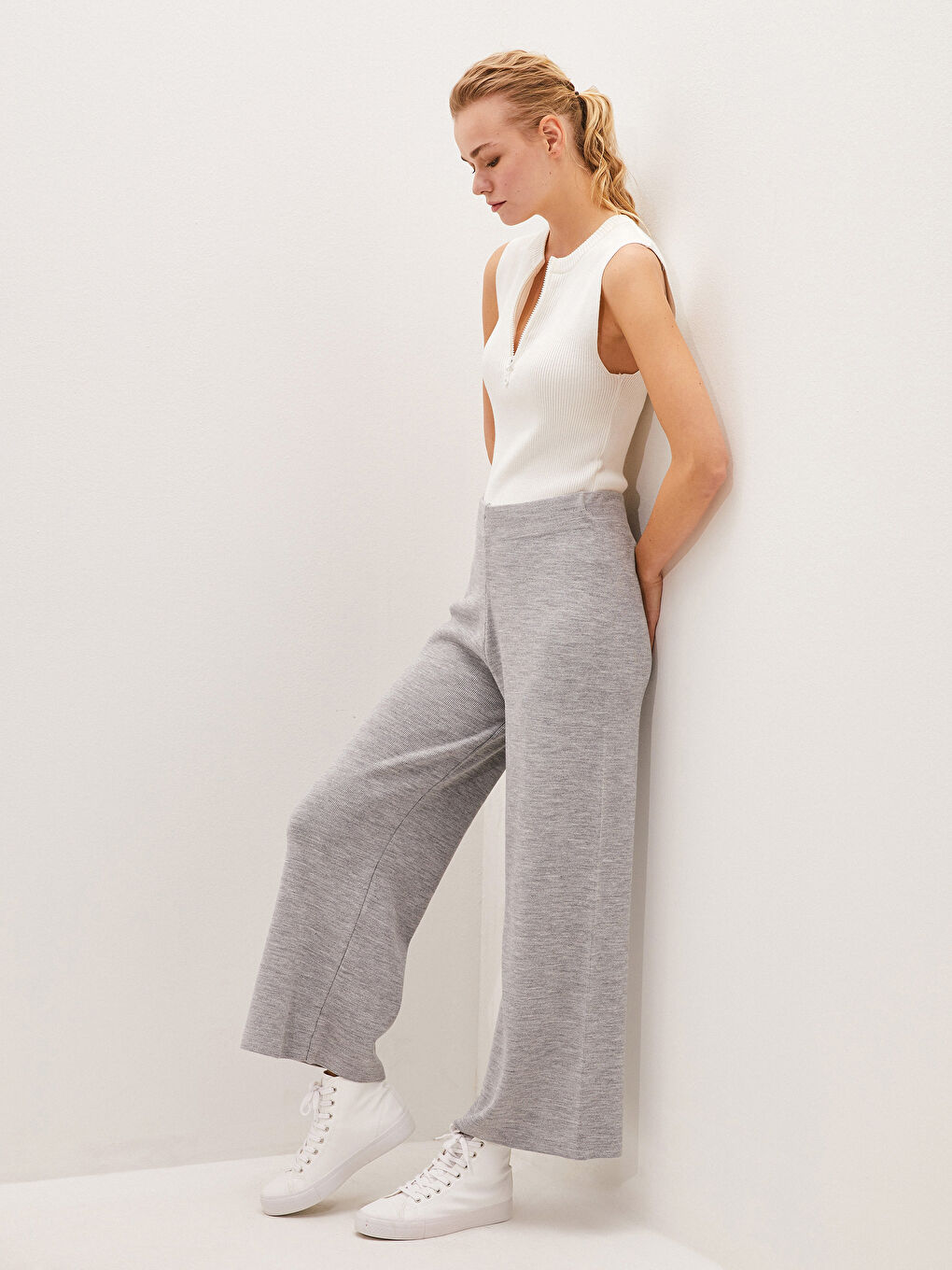 Elastic Waist Wide Leg Women's Trousers-4