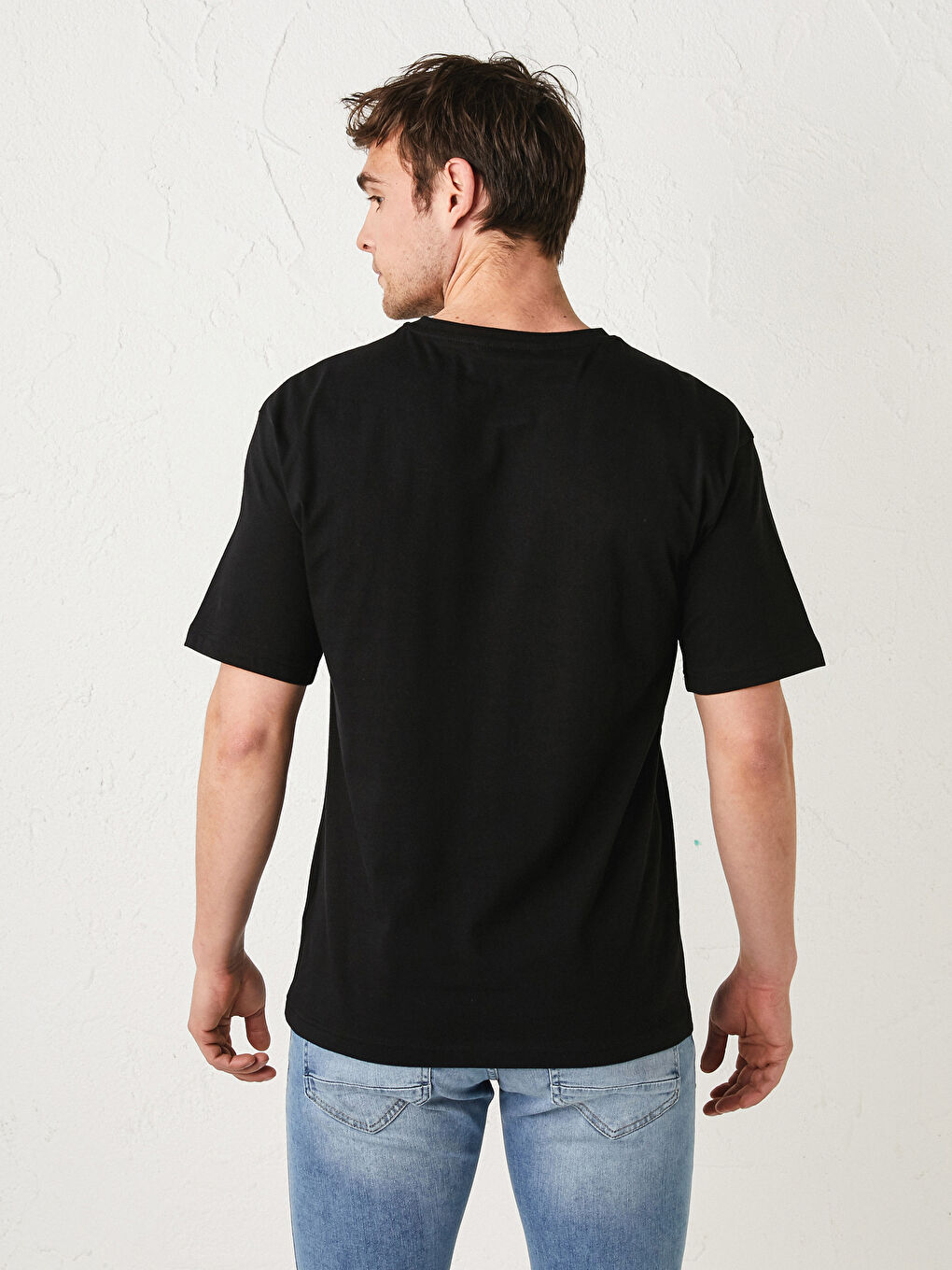 Siyah Bisiklet Yaka Kısa Kollu Baskılı Penye Erkek Tişört-4