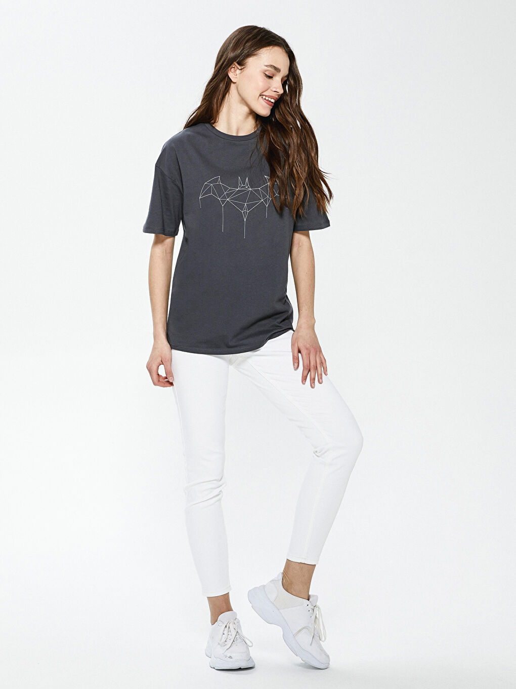 قميص نساء كول مدور باتمان مطبوع كم قصير قطن-3