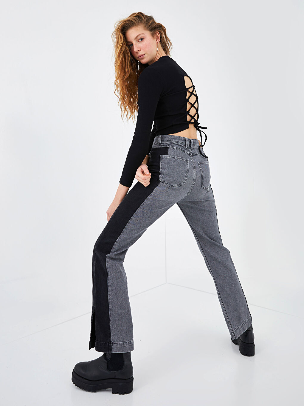 Siyah Bisiklet Yaka Sırt Detaylı Uzun Kollu Kadın Bluz-3