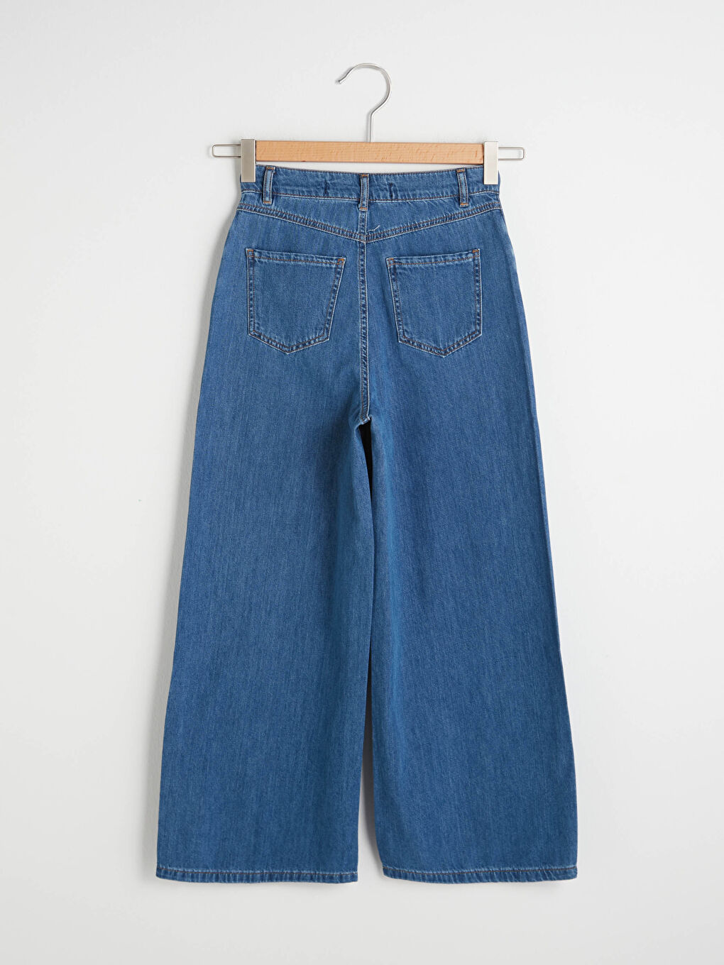 Джинсы Женские Широкие Стандартного Кроя-6