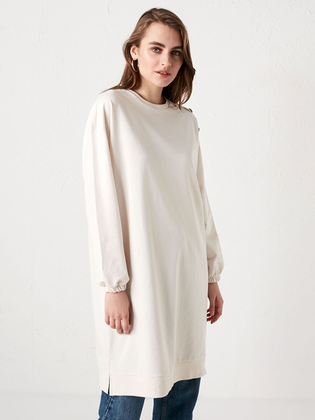 Siyah Bisiklet Yaka Düz Uzun Kollu Kadın Sweatshirt Tunik-5