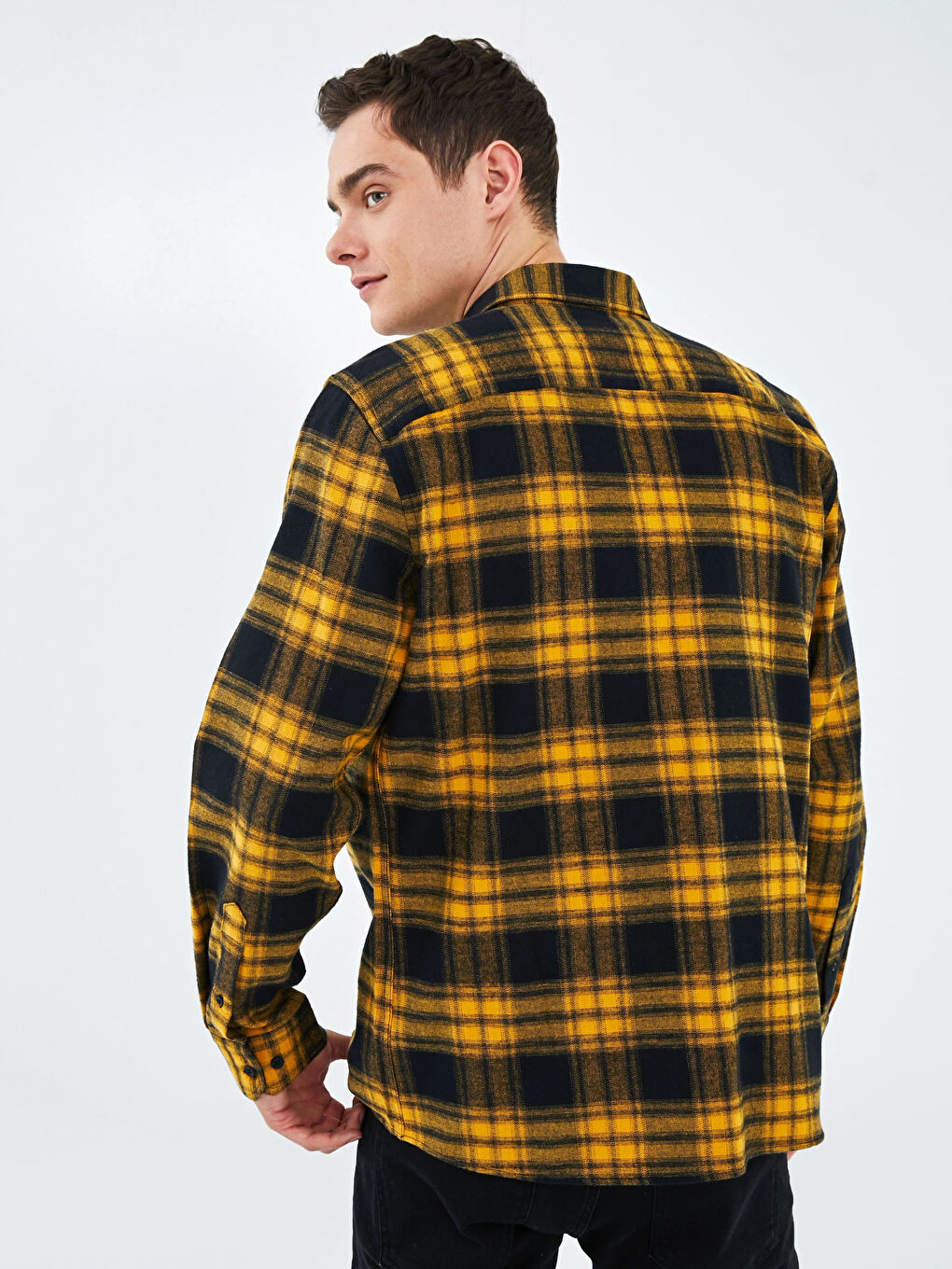 قميص فلانيل كاروهات كم طويل رفيع للرجال-3