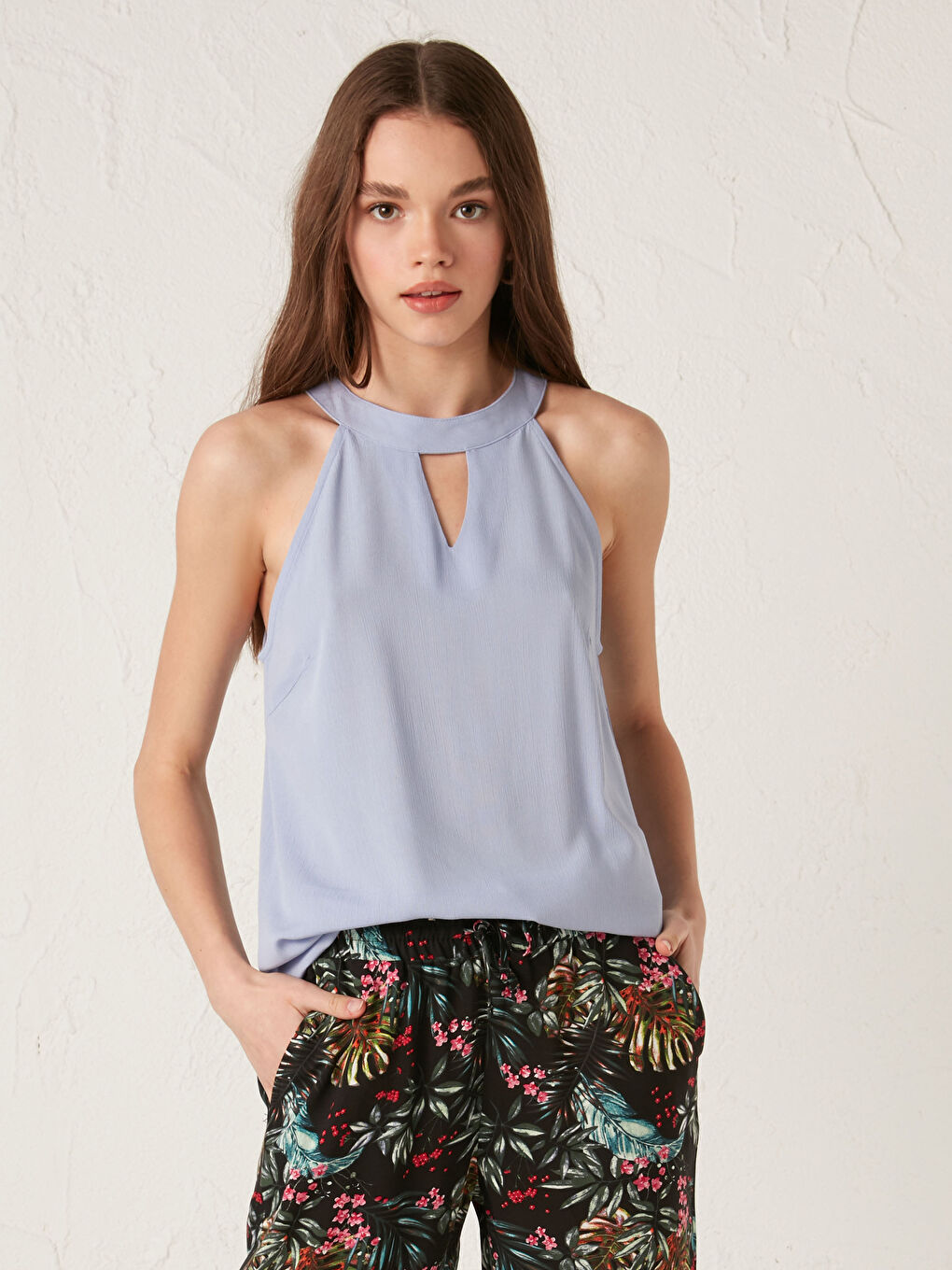 LCW Vision Tie Collar Straight Sleeveless Viscose Women's Blouse -S1DQ48Z8-GCT