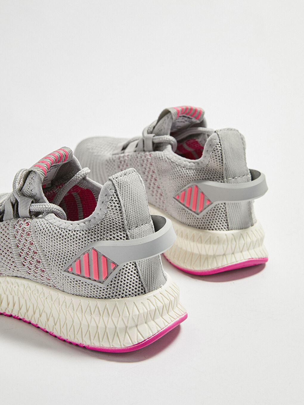 Gri Kadın Bağcıklı Aktif Spor Ayakkabı-3