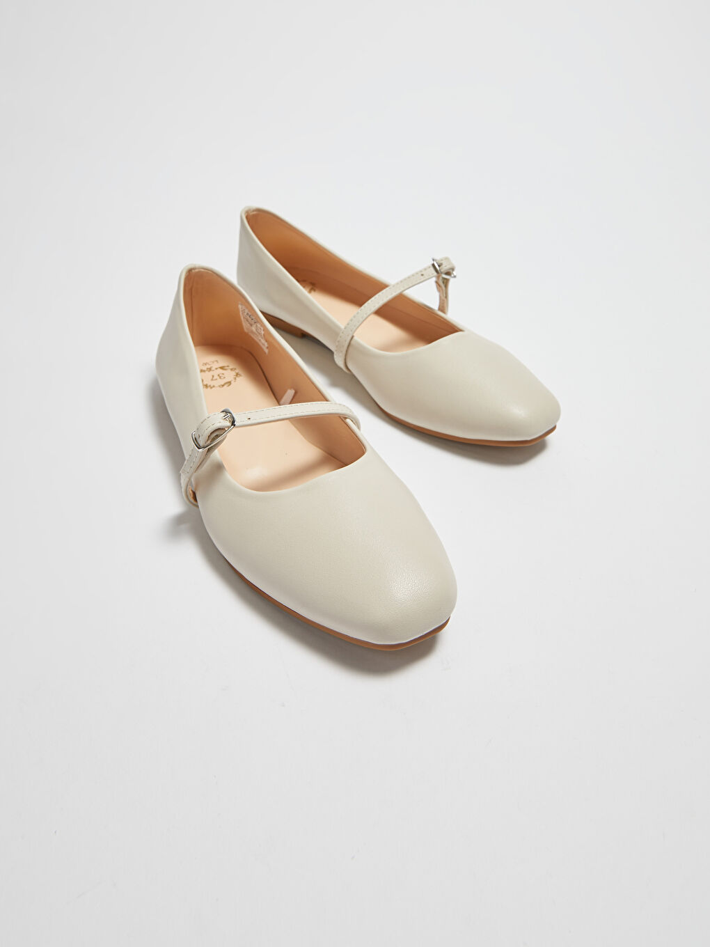 Bej Kadın Deri Görünümlü Babet Ayakkabı-2