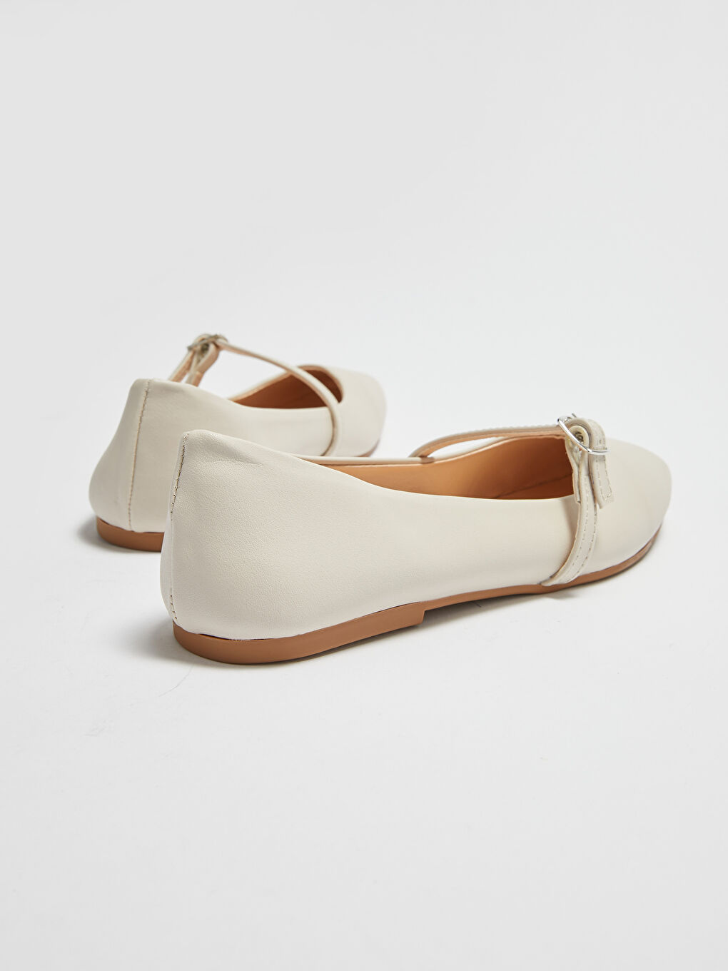 Bej Kadın Deri Görünümlü Babet Ayakkabı-4