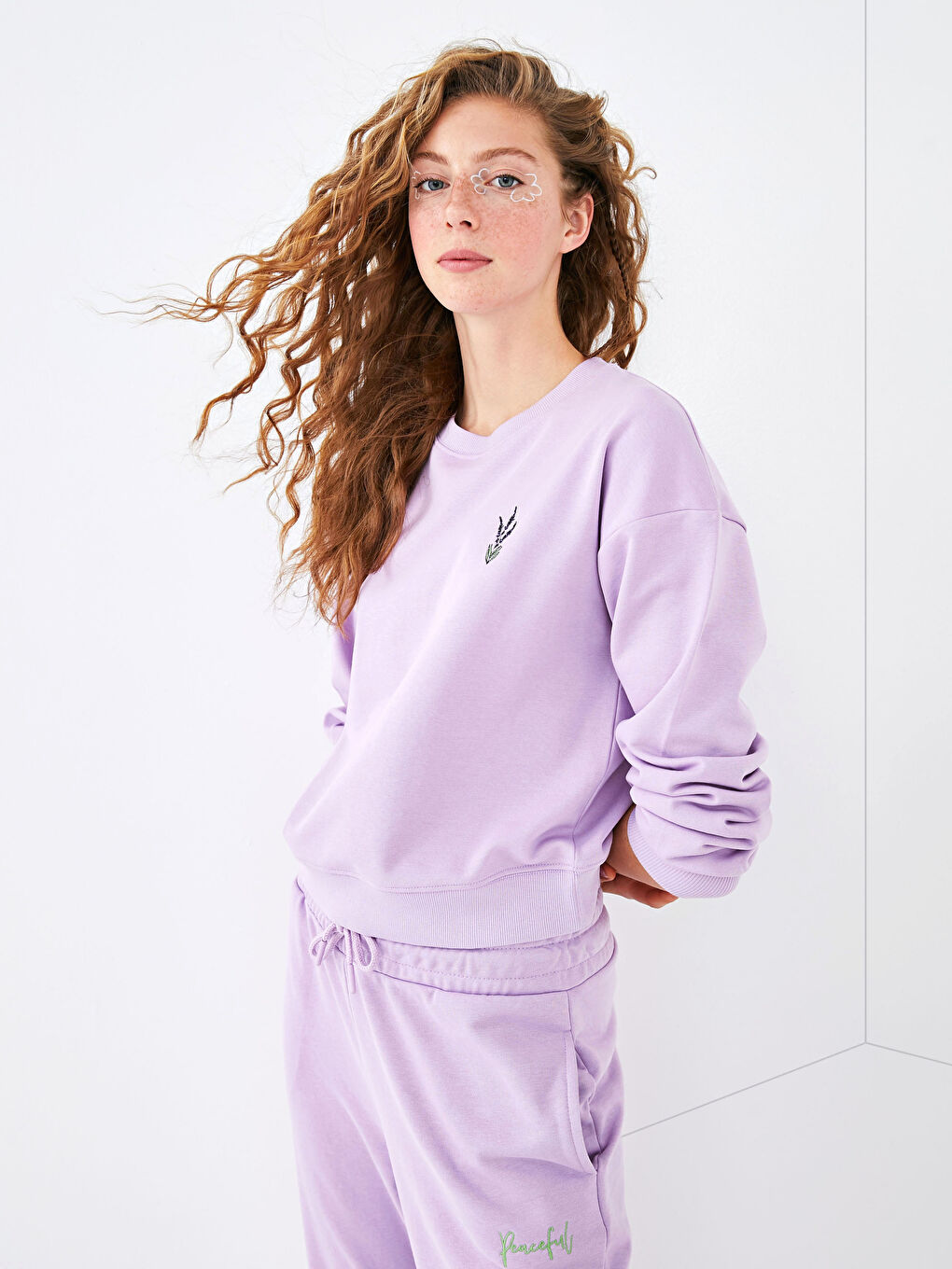 Lila Bisiklet Yaka Nakışlı Uzun Kollu Kadın Sweatshirt-5