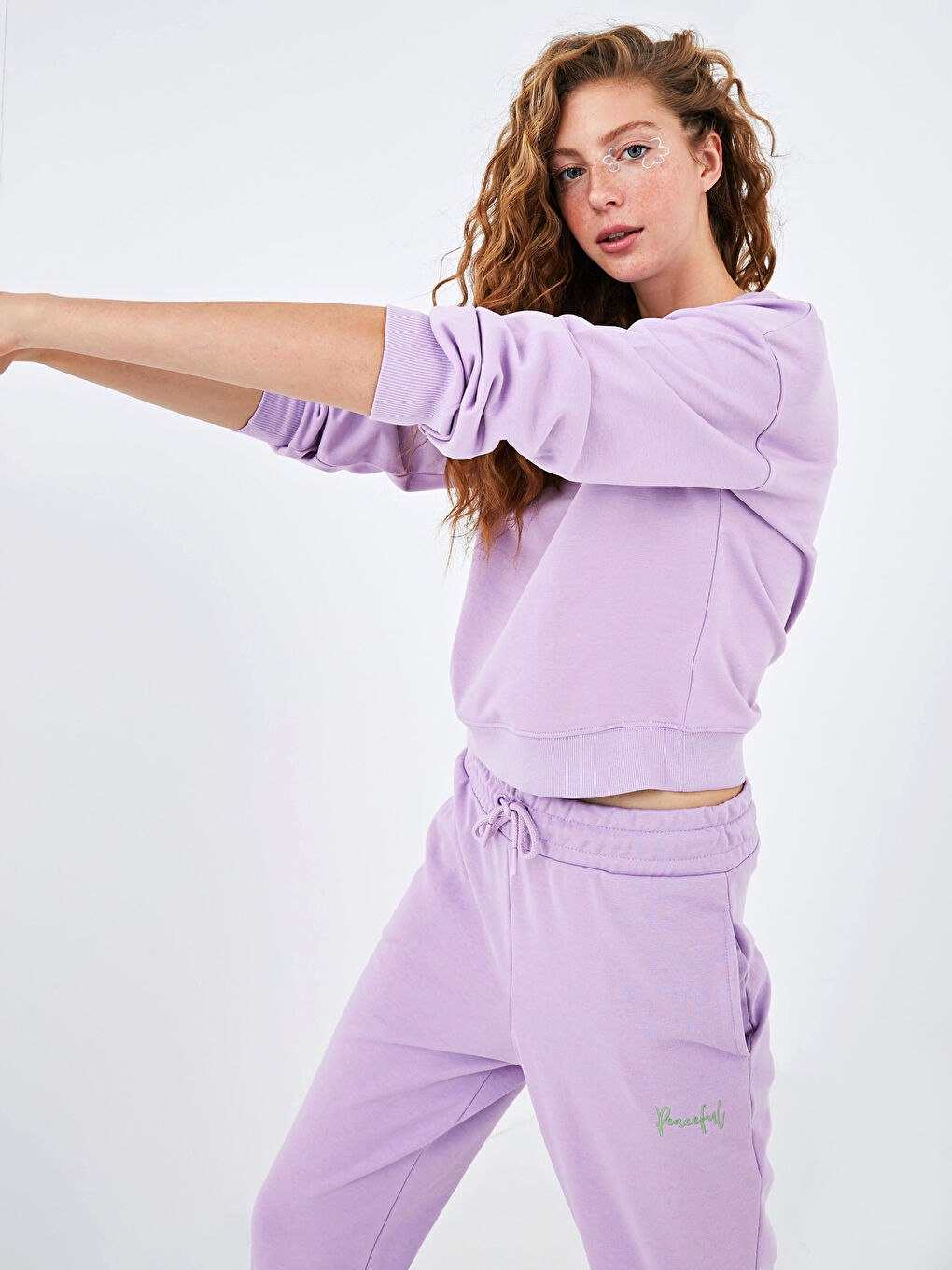 Lila Bisiklet Yaka Nakışlı Uzun Kollu Kadın Sweatshirt